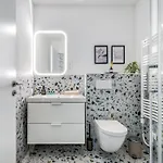 Bazilika-d45 Premium דירה *
